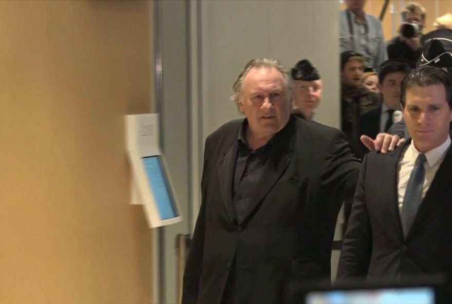 julgamento-de-gerard-depardieu-por-abuso-sexual-inicia-em-paris