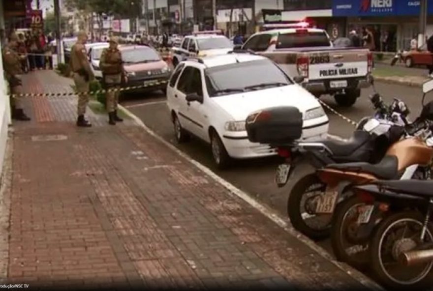 julgamento-de-mulher-acusada-de-mandar-matar-rival-em-sc-tem-desfecho-nesta-sexta-feira3A-caso-chocou-cidade-de-chapeco julgamento-de-mulher-acusada-de-mandar-matar-rival-em-sc-tem-desfecho-nesta-sexta-feira3A-caso-chocou-cidade-de-chapeco