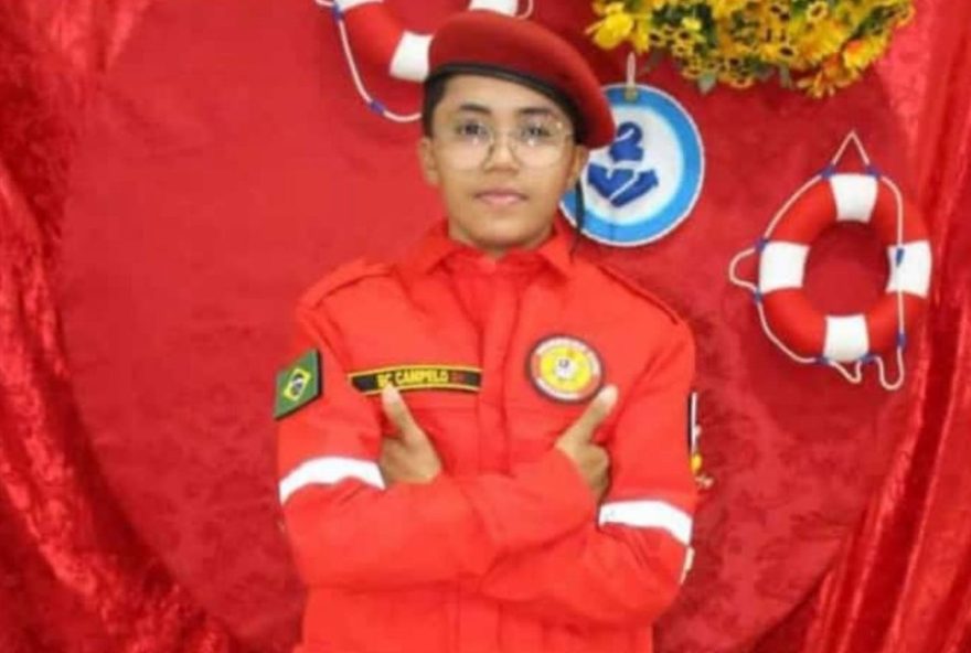 julgamento-do-reu-pelo-homicidio-de-ana-caroline-comove-familia-e-ativistas3A-quem-perdeu-fui-eu2C-lamenta-mae