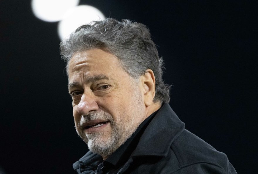 julio-casares-explica-mudanca-de-local-de-jogos-do-sao-paulo-devido-a-shows-no-morumbi SP - BRAGANCA PAULISTA - 16/07/2025 - BRASILEIRO A 2025, BRAGANTINO X SAO PAULO - Presidente do Sao Paulo, Julio Casares, no estadio Cicero De Souza Marques para partida entre Bragantino e Sao Paulo pelo campeonato Brasileiro A 2025. Foto: Joisel Amaral/AGIF