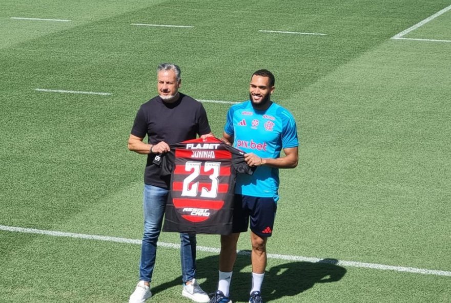 juninho-e-apresentado-como-novo-reforco-do-flamengo-sob-gestao-de-bap3A-veja-detalhes-e-expectativas