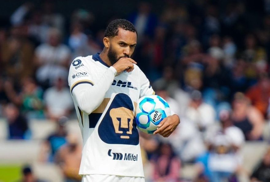 juninho2C-ex-flamengo2C-celebra-gol-pelo-pumas-e-reflete-sobre-experiencia-no-clube