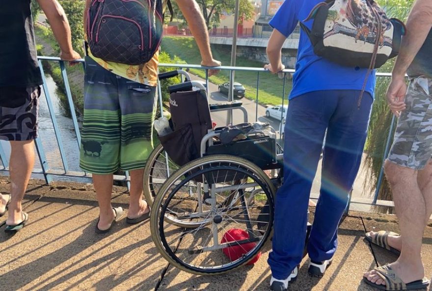 juri-popular-anula-condenacao-por-jogar-cadeirante-de-viaduto-em-bauru-sp