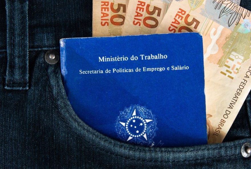 juros-do-consignado-ao-setor-privado3A-32C7525-ao-mes-em-julho-o-que-voce-precisa-saber