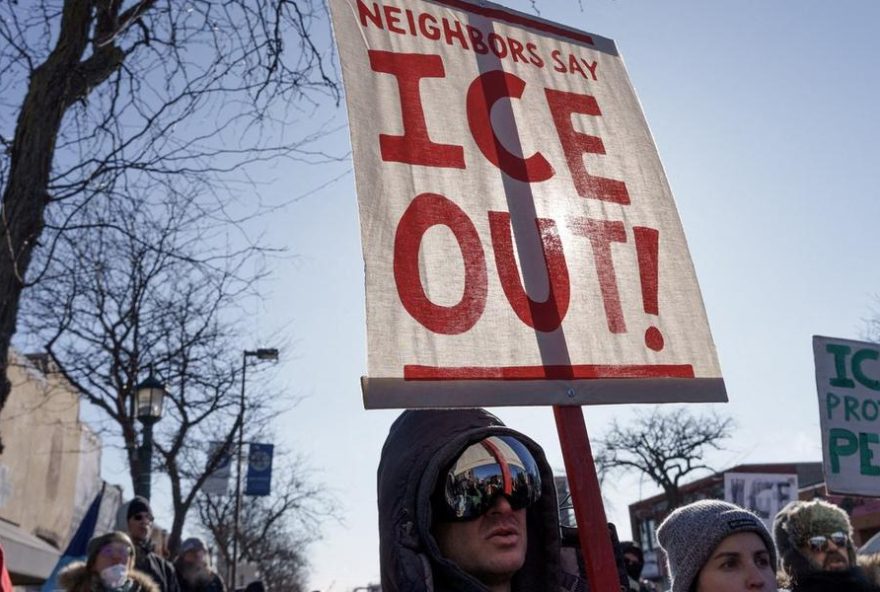 justica-dos-eua-mantem-operacoes-do-ice-em-minnesota3A-decisao-judicial-gera-debates-sobre-imigracao-e-soberania-estadual justica-dos-eua-mantem-operacoes-do-ice-em-minnesota3A-decisao-judicial-gera-debates-sobre-imigracao-e-soberania-estadual