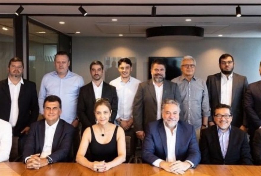 justica-libera-r24-66-milhoes-de-clubes-da-libra-em-disputa-com-o-flamengo justica-libera-r24-66-milhoes-de-clubes-da-libra-em-disputa-com-o-flamengo