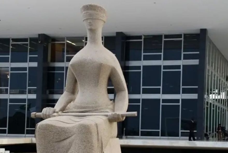 justica-suspende-beneficios-vitalicios-de-bolsonaro-durante-prisao justica-suspende-beneficios-vitalicios-de-bolsonaro-durante-prisao