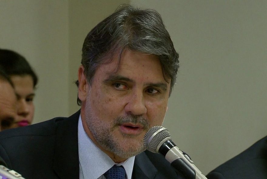 justica-suspende-reeleicao-de-raul-henry-a-presidencia-do-mdb-em-pernambuco3A-entenda-a-polemica-e-os-desdobramentos justica-suspende-reeleicao-de-raul-henry-a-presidencia-do-mdb-em-pernambuco3A-entenda-a-polemica-e-os-desdobramentos