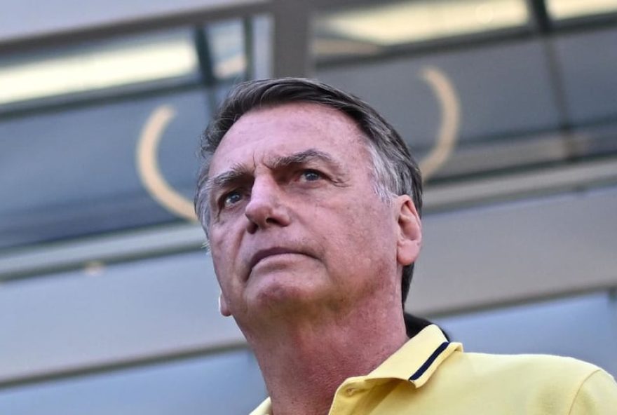 justicia-de-brasil-autoriza-a-jair-bolsonaro-a-salir-de-la-carcel-para-operarse-en-navidad justicia-de-brasil-autoriza-a-jair-bolsonaro-a-salir-de-la-carcel-para-operarse-en-navidad