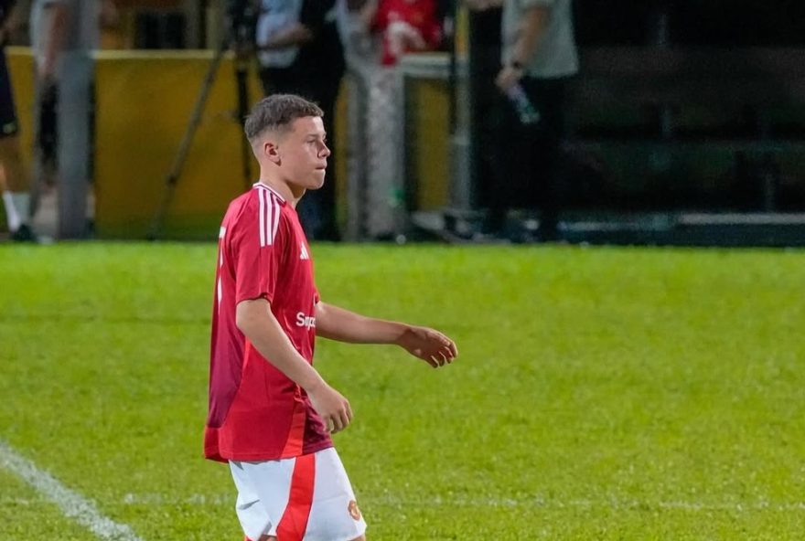 kai-rooney2C-filho-de-wayne-rooney2C-promete-brilhar-no-manchester-united-sub-19