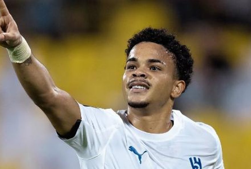 kaio-cesar-aceita-reducao-salarial-para-viabilizar-acordo-com-o-corinthians kaio-cesar-aceita-reducao-salarial-para-viabilizar-acordo-com-o-corinthians