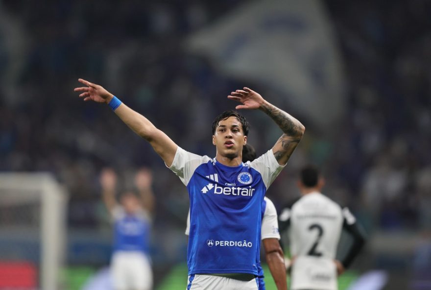 kaio-jorge-rejeita-proposta-milionaria-do-zenit-e-mira-elite-europeia-no-cruzeiro MG - BELO HORIZONTE - 23/11/2025 - BRASILEIRO A 2025, CRUZEIRO X CORINTHIANS - jogador do Cruzeiro comemora seu gol durante partida contra o Corinthians no estadio Mineirao pelo campeonato Brasileiro A 2025. Foto: Gilson Lobo/AGIF