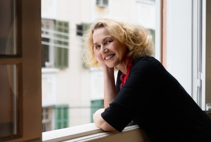 kelzy-ecard3A-a-atriz-que-enfrentou-o-cancer-e-conquistou-novos-papeis kelzy-ecard3A-a-atriz-que-enfrentou-o-cancer-e-conquistou-novos-papeis