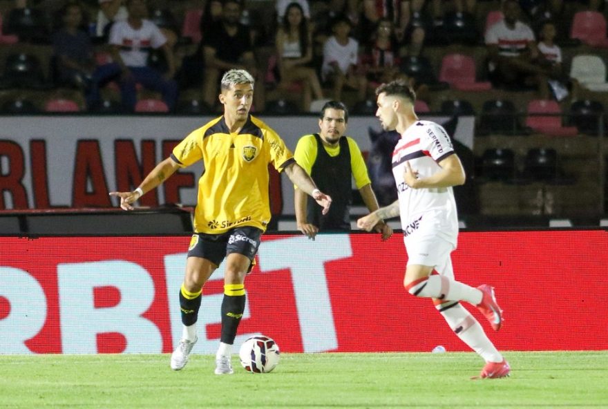 kevin-ramirez2C-artilheiro-do-amazonas-na-serie-b2C-reforca-o-atletico-go-em-2026