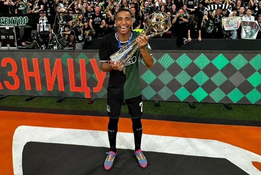 krasnodar-encerra-sequencia-do-zenit-e-conquista-titulo-inedito-no-campeonato-russo-com-ex-botafogo-victor-sa
