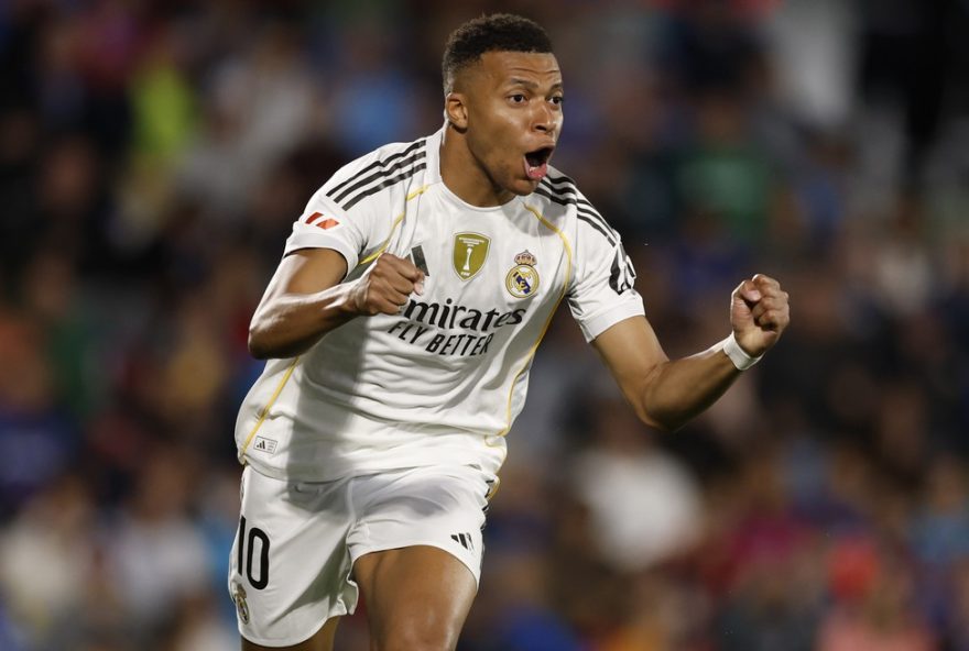 kylian-mbappe-faz-historia-com-50-gols-em-20253B-veja-numeros-e-recordes