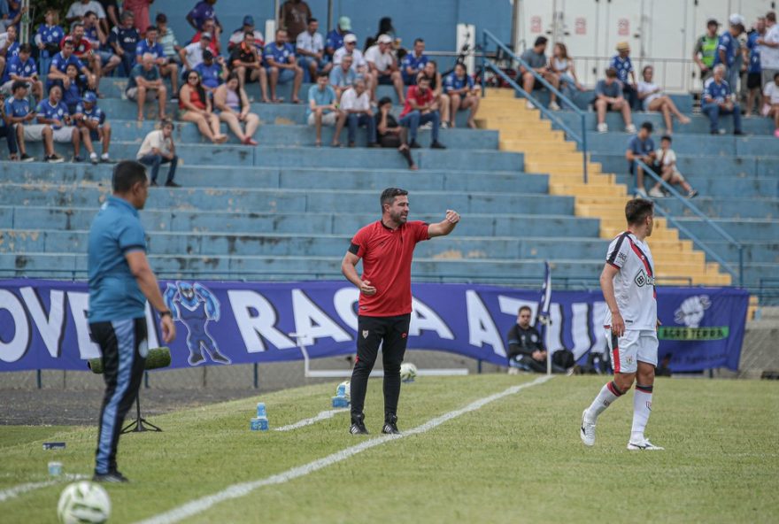lacerda-cobra-classificacao-do-atletico-de-contra-abecat-no-goiano3A-22responsabilidade-e-pressao22 lacerda-cobra-classificacao-do-atletico-de-contra-abecat-no-goiano3A-22responsabilidade-e-pressao22