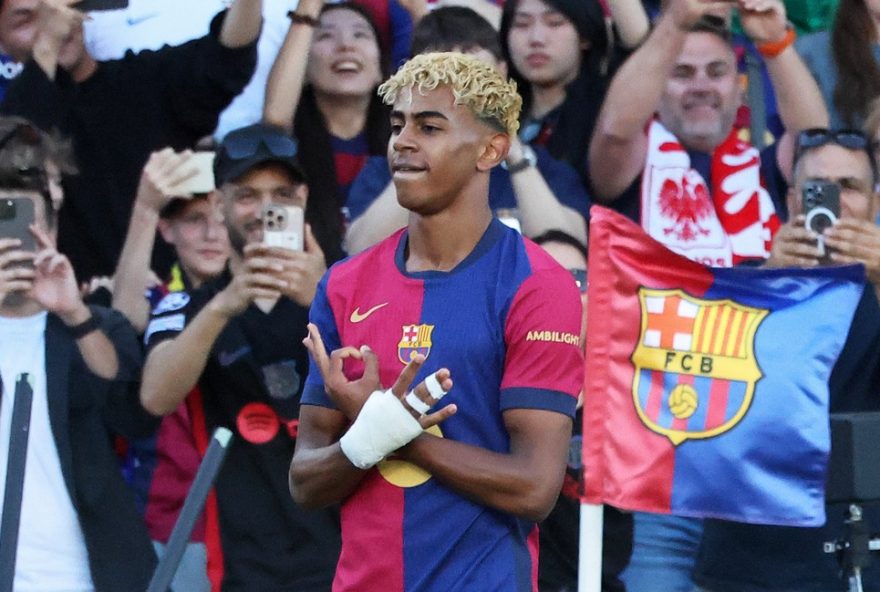 lamine-yamal-e-eleito-o-melhor-jogador-sub-23-da-la-liga-20242F253A-barcelona-supera-concorrentes-e-destaca-talento-do-atacante-de-17-anos