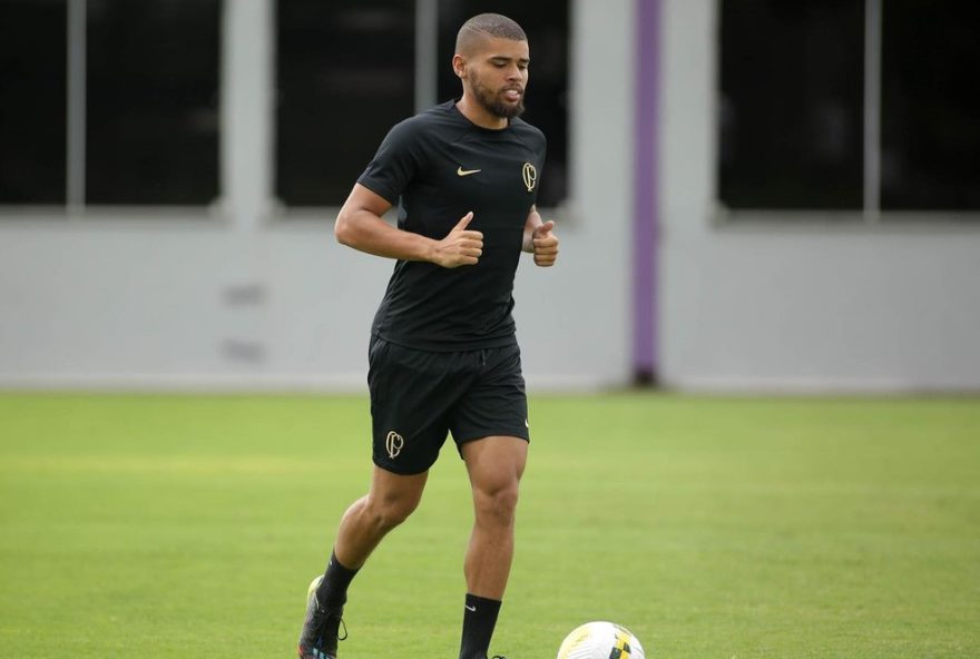 lateral-do-corinthians-encerra-carreira-aos-23-anos3A-22as-lesoes-me-venceram22-nova-jornada-nos-games