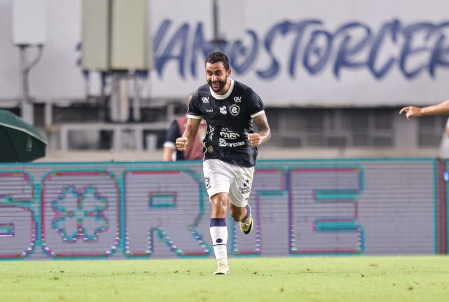lateral-do-remo-afastado-por-problema-de-saude3A-atualizacao-medica-e-novo-desfalque-para-a-equipe-na-serie-b