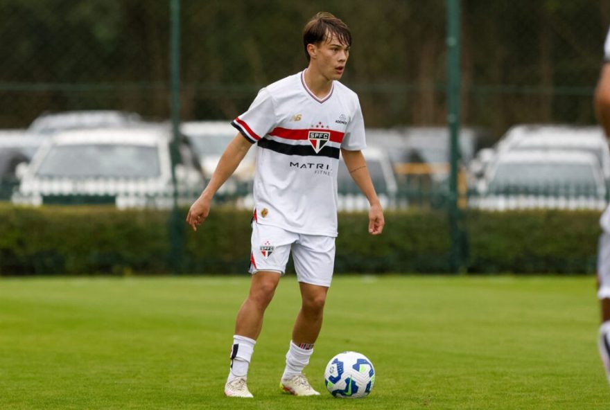 lateral-igor-felisberto-volta-a-selecao-sub-20-apos-lesao3A-promessa-do-sao-paulo-em-foco-na-copa-do-mundo-de-base