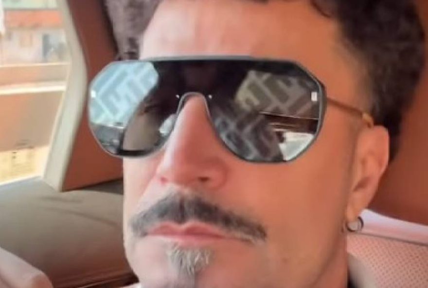 latino-sofre-acidente-de-onibus-a-caminho-de-show latino-sofre-acidente-de-onibus-a-caminho-de-show