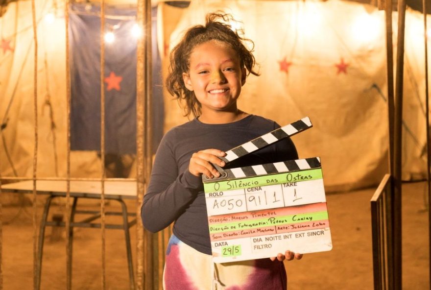 lavinia-castelari-de-jacarei3A-protagonista-de-o-silencio-das-ostras-filme-nacional-que-aborda-tragedias-de-mariana-e-brumadinho