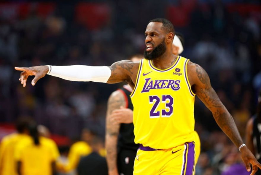 lebron-james-enfrenta-prejuizo-milionario-em-sua-produtora-de-conteudo3A-licoes-sobre-gestao-financeira-e-diversificacao-de-investimentos