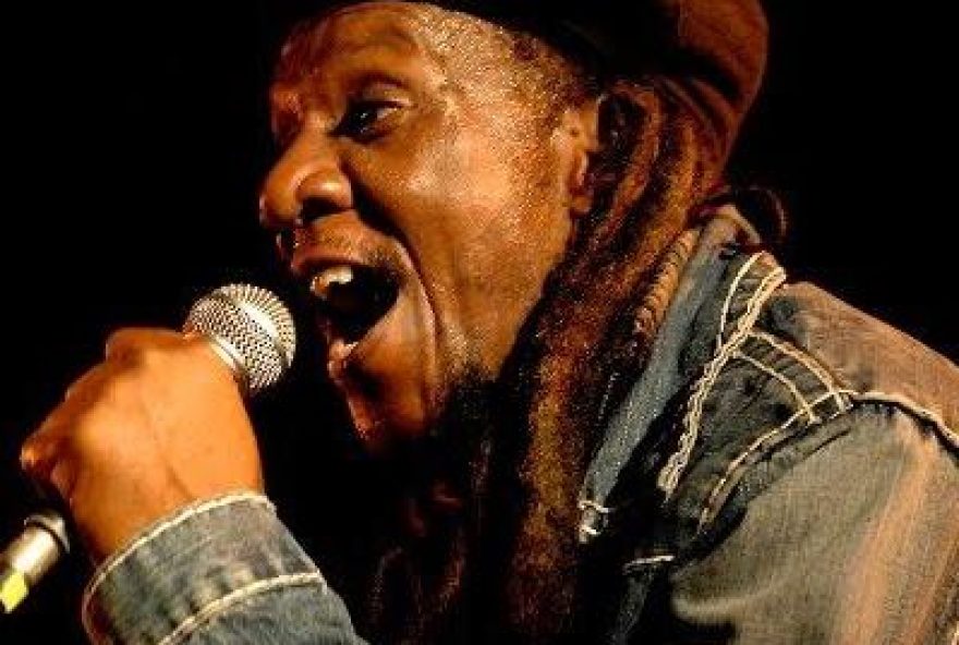 lenda-do-reggae2C-linval-thompson-cancela-show-em-goiania
