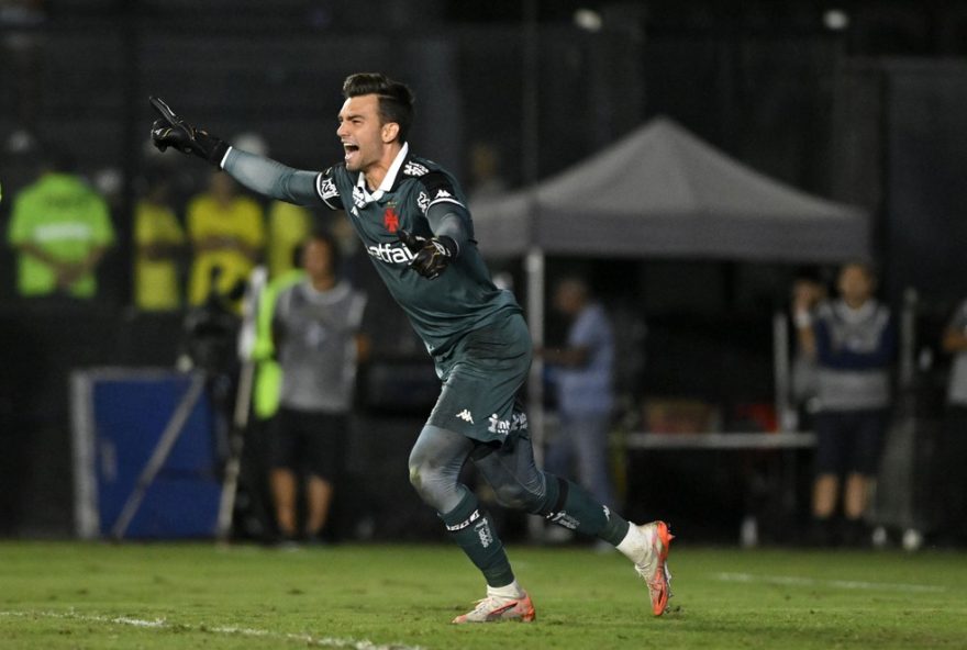 leo-jardim-brilha-nos-penaltis-e-garante-vitoria-do-vasco-na-copa-do-brasil3A-22nao-podemos-relaxar22