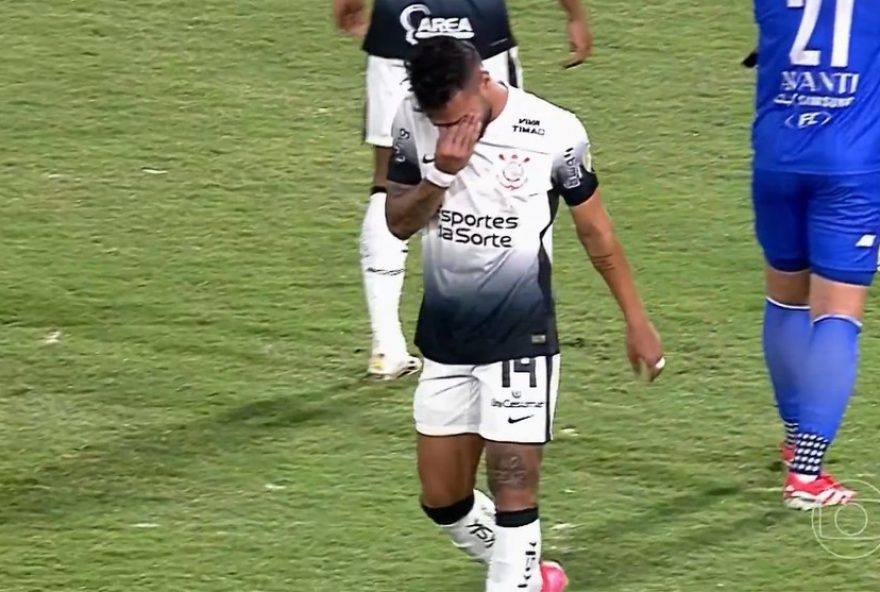 lesao-de-raniele-do-corinthians3A-desfalque-de-um-mes-nos-proximos-jogos