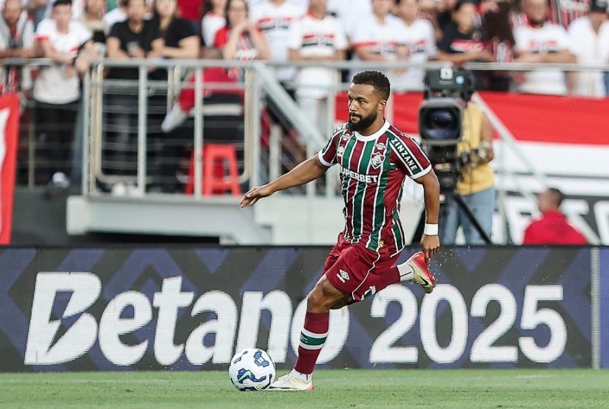 lesao-de-samuel-xavier3A-jogador-do-fluminense-fora-por-um-mes.-como-equipe-superara-desfalque3F-vila-belmiro3A-fluminense-enfrenta-santos-sem-lateral-lesionado