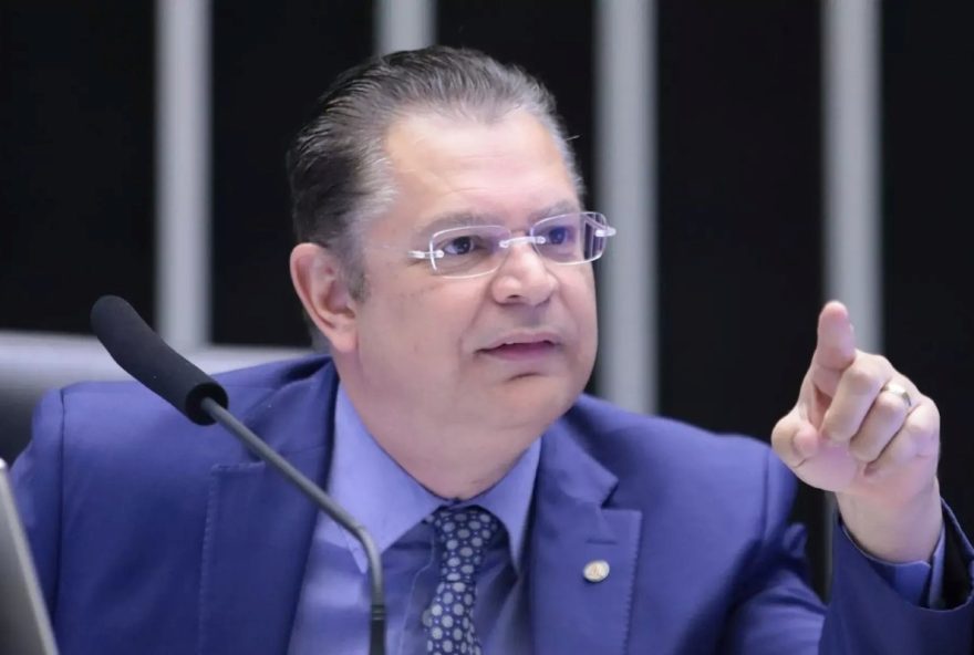 lider-do-pl-pretende-recorrer-da-decisao-de-motta-que-barrou-eduardo
