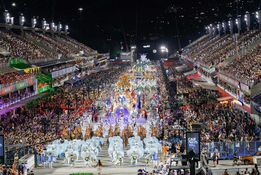 liga-rj-inicia-venda-online-de-ingressos-para-setor-1-do-carnaval-2026