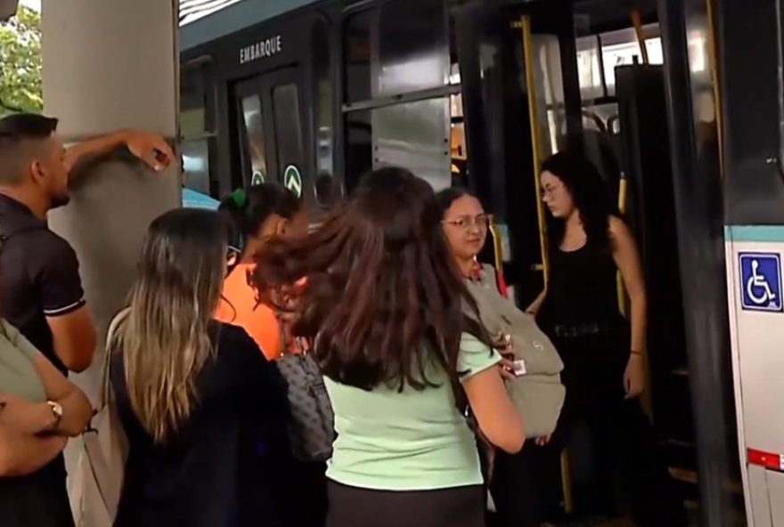 linhas-de-onibus-suspensas-em-fortaleza-voltam-a-circular-apos-acordo