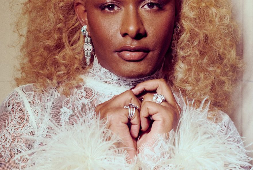 liniker-no-grammy-latino-20253A-a-cantora-brasileira-em-destaque-nas-principais-categorias-da-premiacao