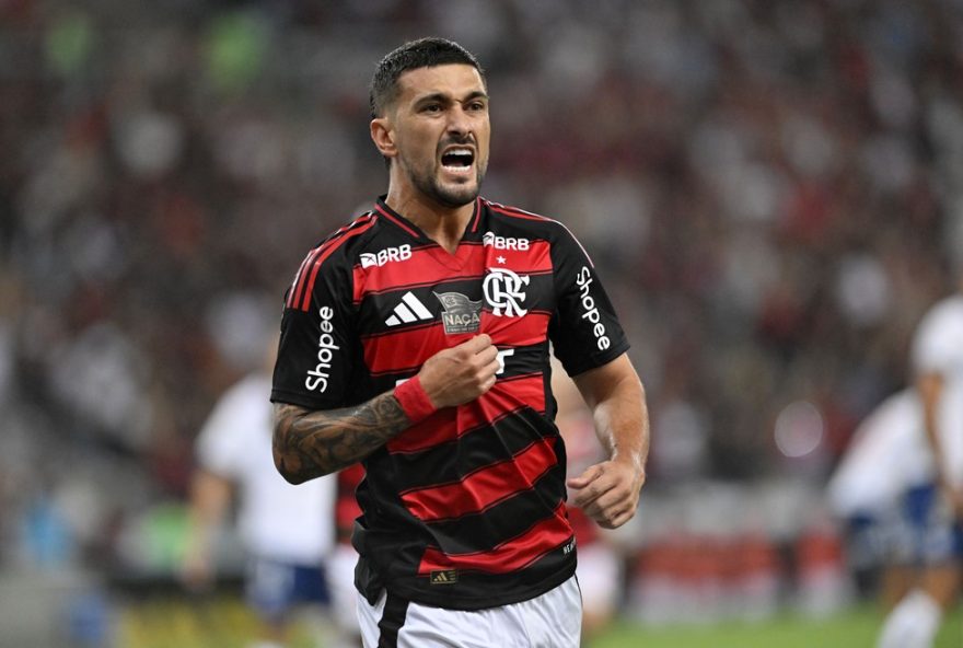 lista-de-relacionados-do-flamengo-contra-o-palmeiras-com-leo-pereira-de-volta-no-time