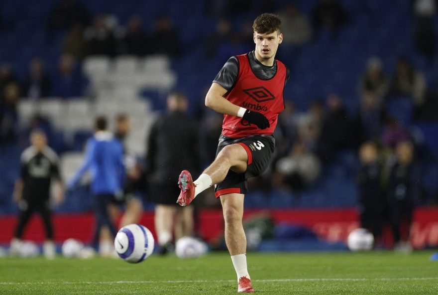 liverpool-contrata-jovem-promessa-kerkez2C-reforcando-time-para-a-premier-league-20242F25