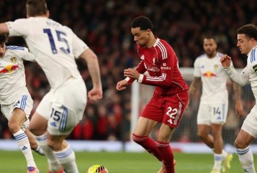 liverpool-e-leeds-empatam-em-0-a-0-no-primeiro-dia-do-ano liverpool-e-leeds-empatam-em-0-a-0-no-primeiro-dia-do-ano