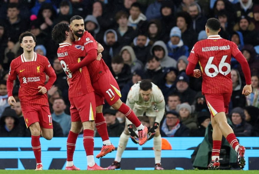 liverpool-vence-manchester-city-por-2x0-e-dispara-na-lideranca-da-premier-league3A-confira-os-gols