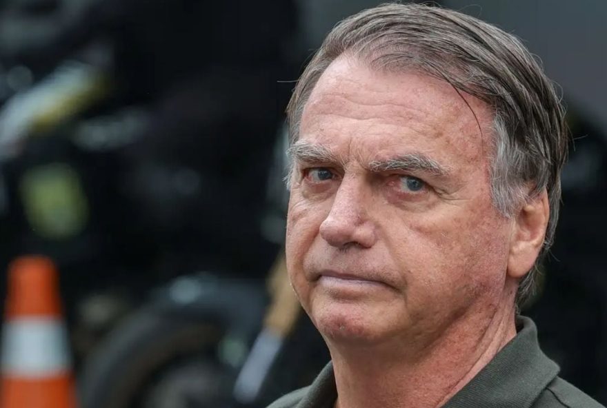 livros-para-bolsonaro-ler-e-diminuir-pena