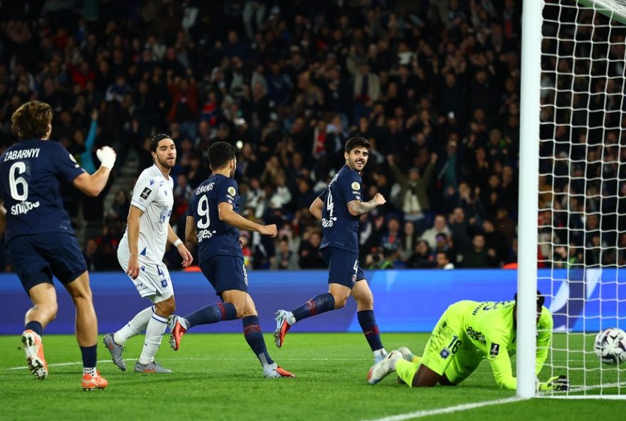 lucas-beraldo-brilha-em-vitoria-do-psg-e-ousmane-dembele-recebe-bola-de-ouro3A-destaque-da-rodada-no-campeonato-frances