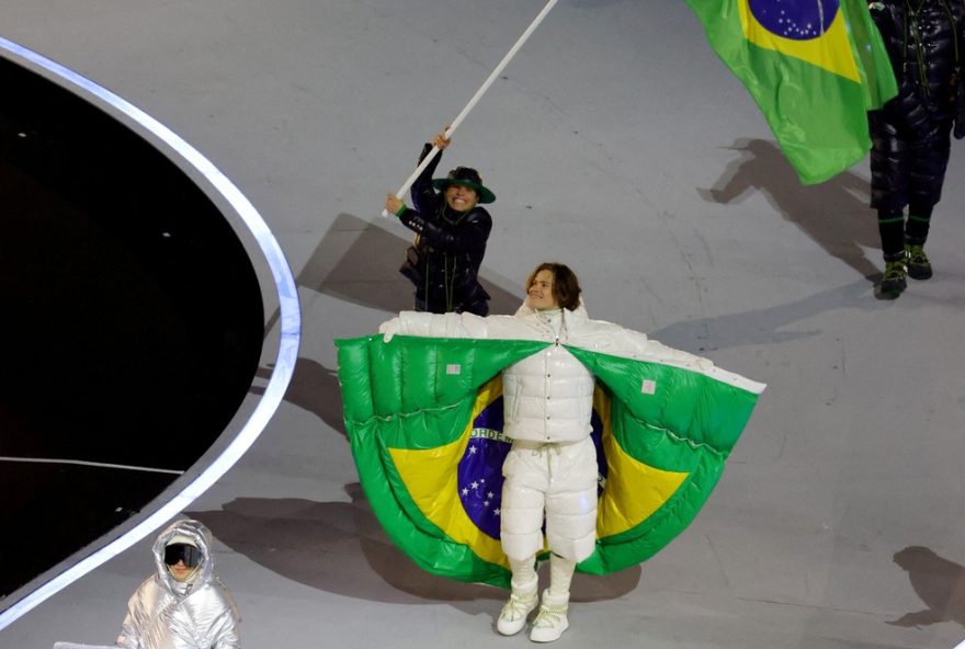 lucas-pinheiro3A-o-campeao-olimpico-que-une-moda2C-arte-e-cultura-ao-esqui lucas-pinheiro3A-o-campeao-olimpico-que-une-moda2C-arte-e-cultura-ao-esqui