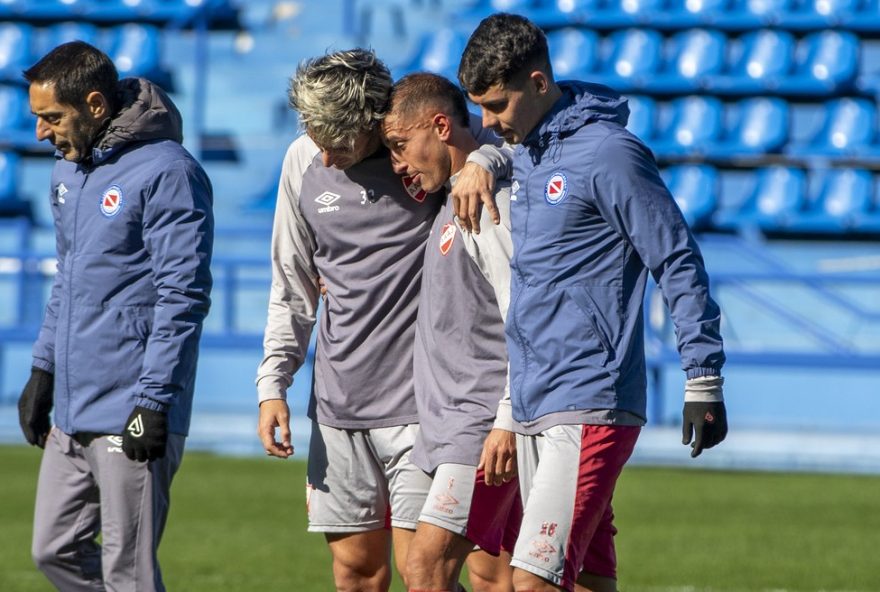 luciano-sanchez2C-do-argentino-juniors2C-retorna-apos-lesao-grave3A-um-exemplo-de-superacao-no-futebol