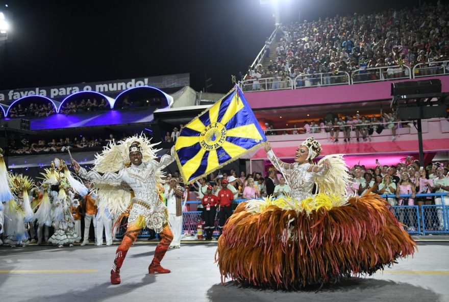 lucinha-nobre2C-icone-do-samba2C-se-despede-do-carnaval-carioca-aos-51-anos lucinha-nobre2C-icone-do-samba2C-se-despede-do-carnaval-carioca-aos-51-anos