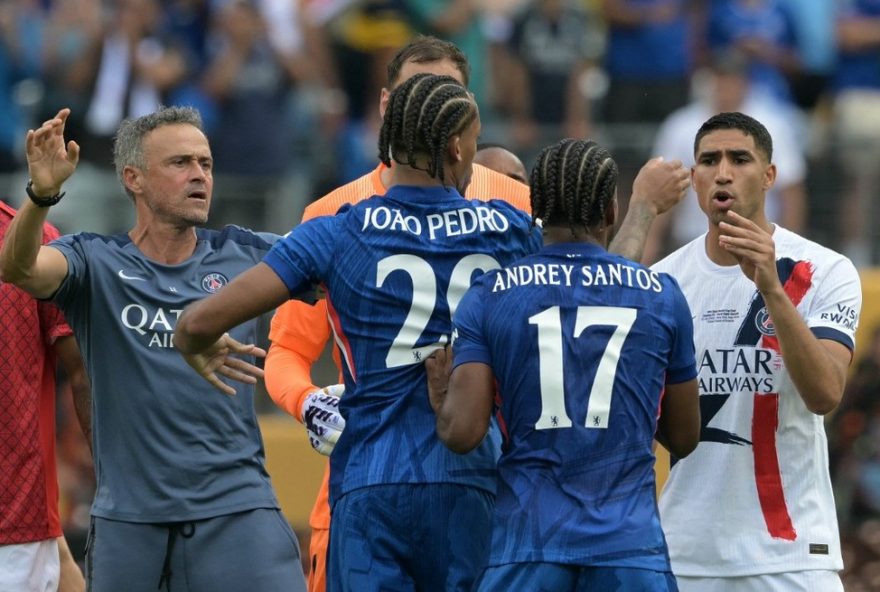 luis-enrique-pode-ser-punido-pela-fifa-apos-confusao-na-final-do-mundial-de-clubes