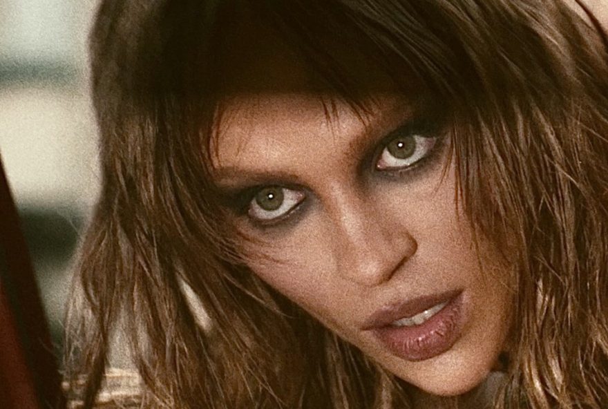 luisa-sonza-revela-capa-polemica-do-album-brutal-paraiso luisa-sonza-revela-capa-polemica-do-album-brutal-paraiso