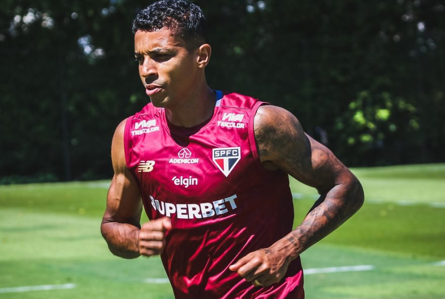 luiz-gustavo-avanca-em-recuperacao-e-se-prepara-para-retorno-ao-sao-paulo