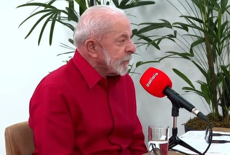 lula-afirma-que-tarcisio-vai-fazer-o-que-bolsonaro-quiser-em-entrevista-a-itatiaia
