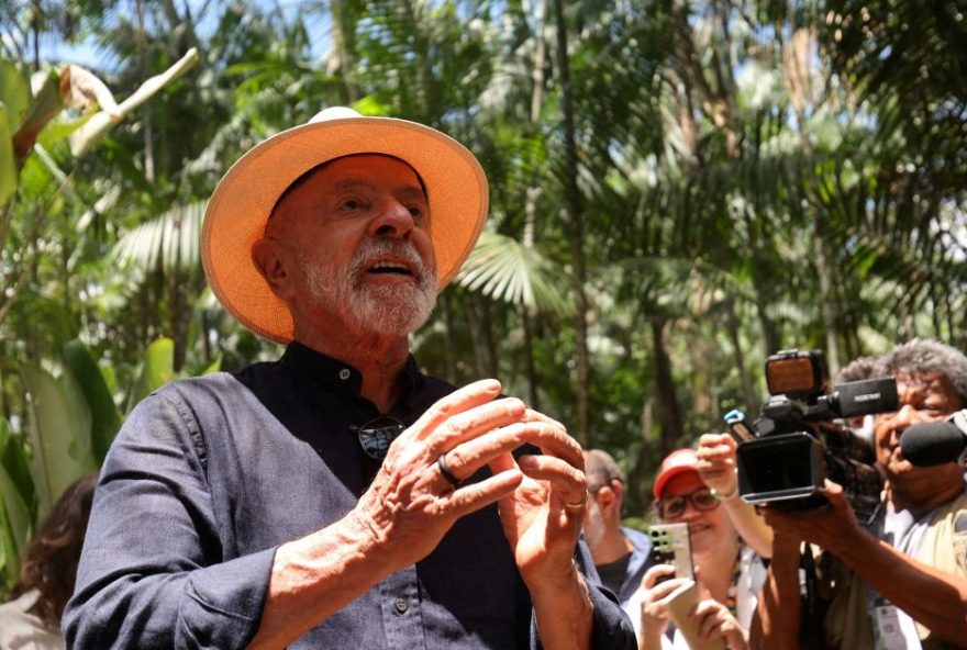 lula-afirma-que-trump-vai-acreditar-em-economia-verde-em-breve lula-afirma-que-trump-vai-acreditar-em-economia-verde-em-breve
